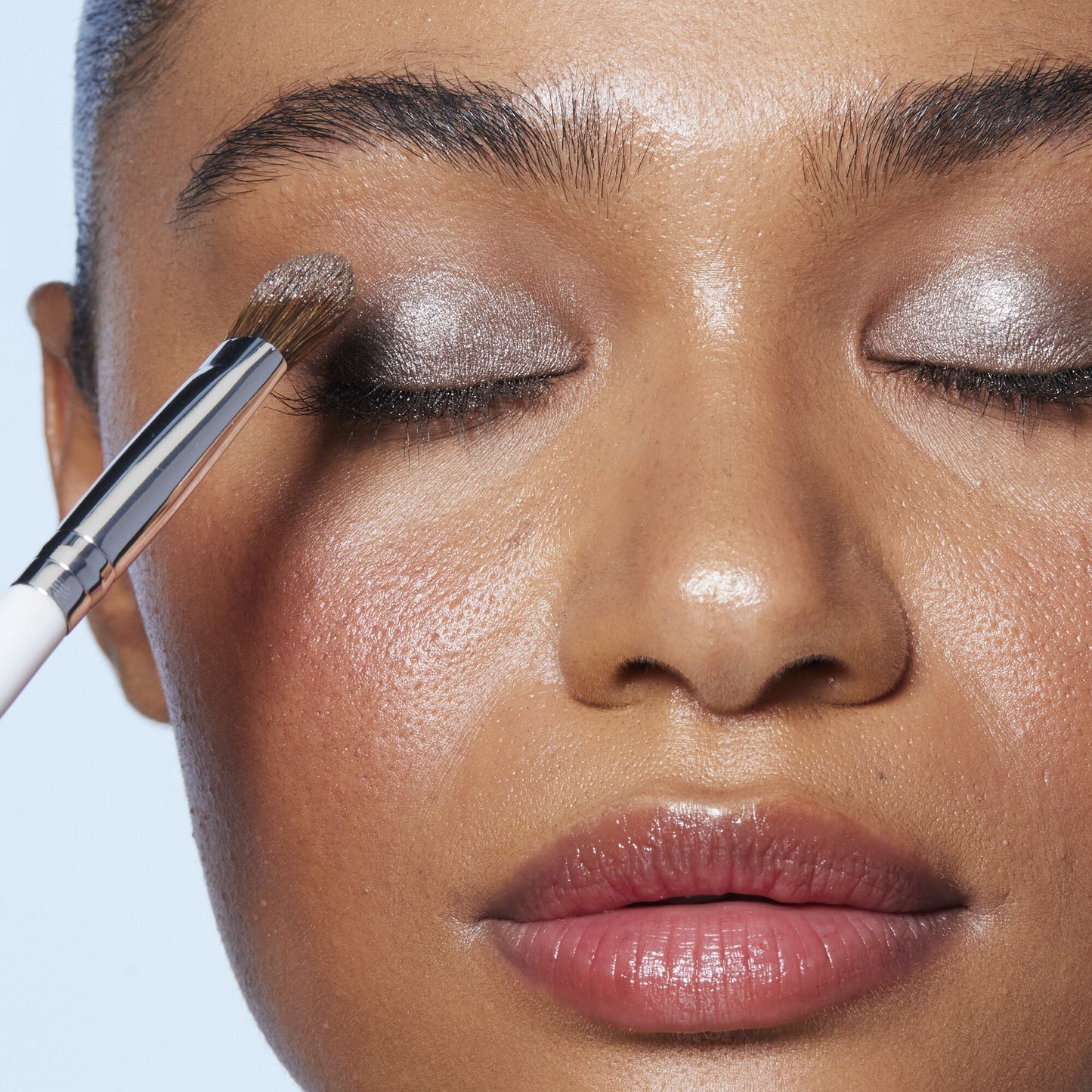 wide-tapered-eyeshadow-brush-t4 21994_Wide_Trapered_Eyeshadow_Brush.jpg