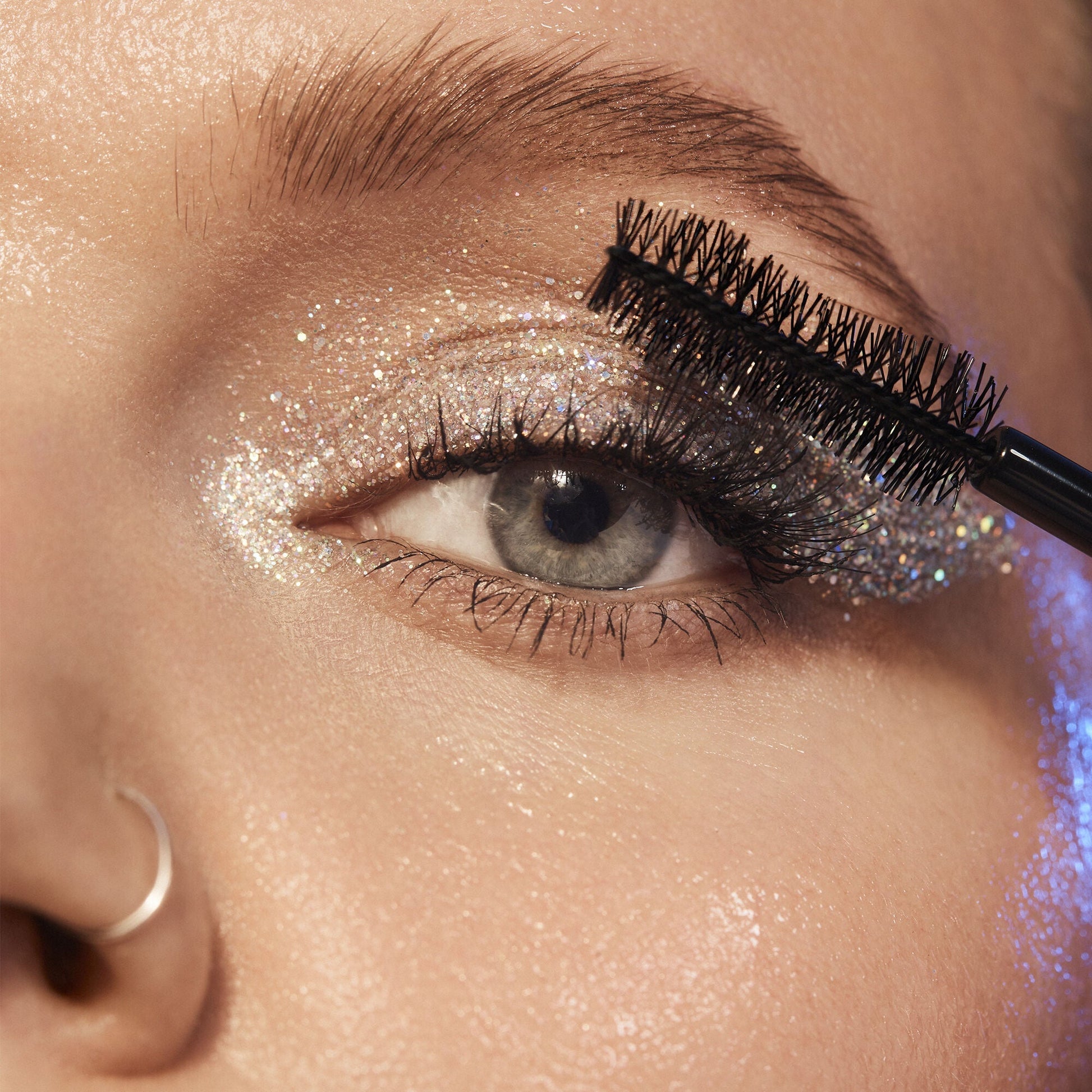 big-mood-waterproof-mascara-h1 013121_ToveLo_Mascara_0385_IGF_1_55f9a52b-3628-4190-803b-2260ed81d014.jpg