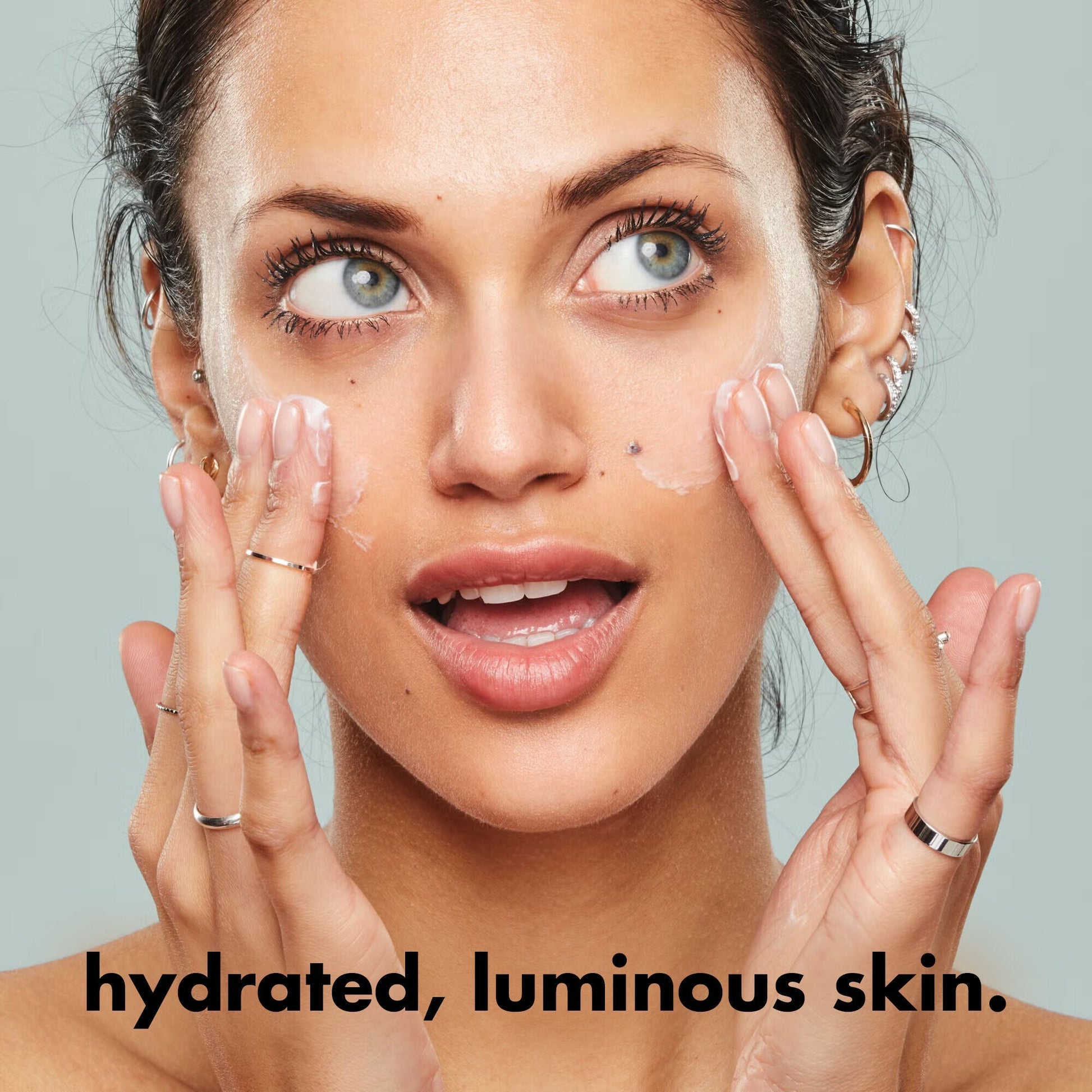 holy-hydration-face-cream-fragrance-free-h7 0226_EDU_HHFaceCreamFragranceFree_Benefit.jpg