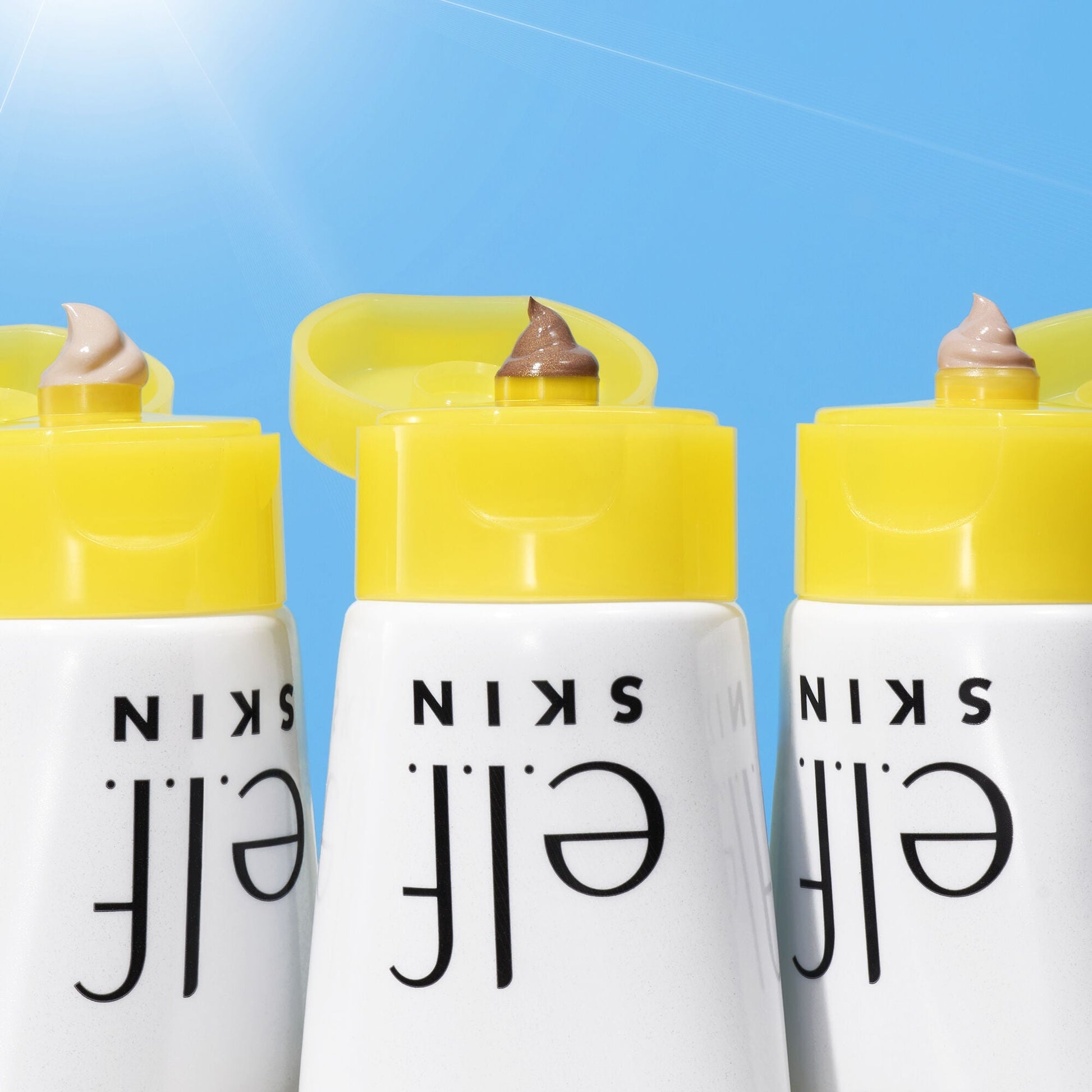 suntouchable-whoa-glow-spf-30-m3 042423_WhoaGlow_Macro_Main-2_IGF.jpg