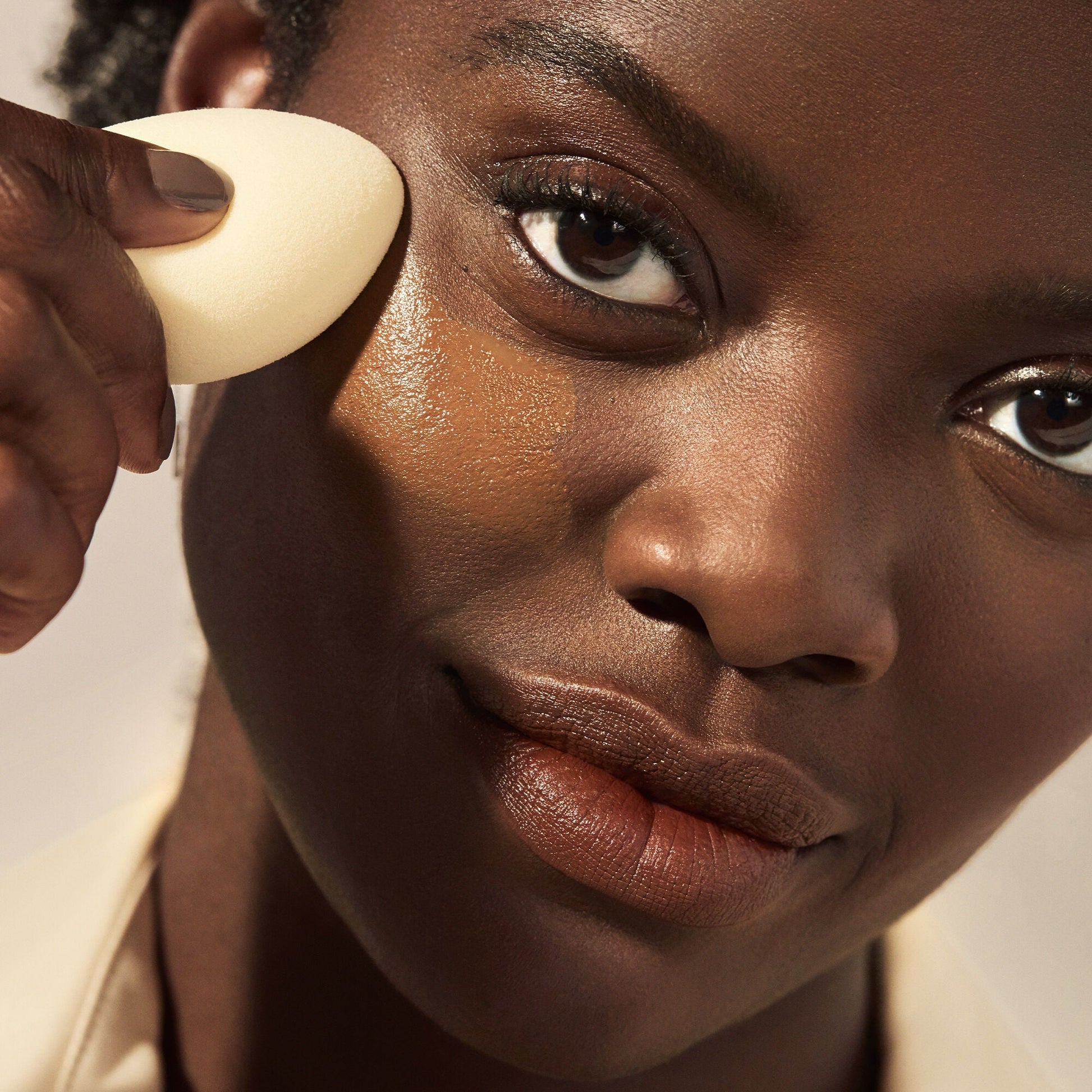 camo-concealer-sponge-h8 07292020_Wemi_HydratingCamo_1765_V4_IGF.jpg