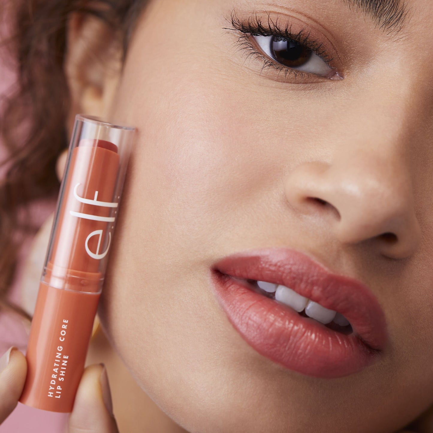 hydrating-core-lip-shine-j9 08112020_Alyssa_AmpItUp-0157_IGF_0dcd7b08-d8a1-41c3-a293-6fb7fa4ca7dd.jpg