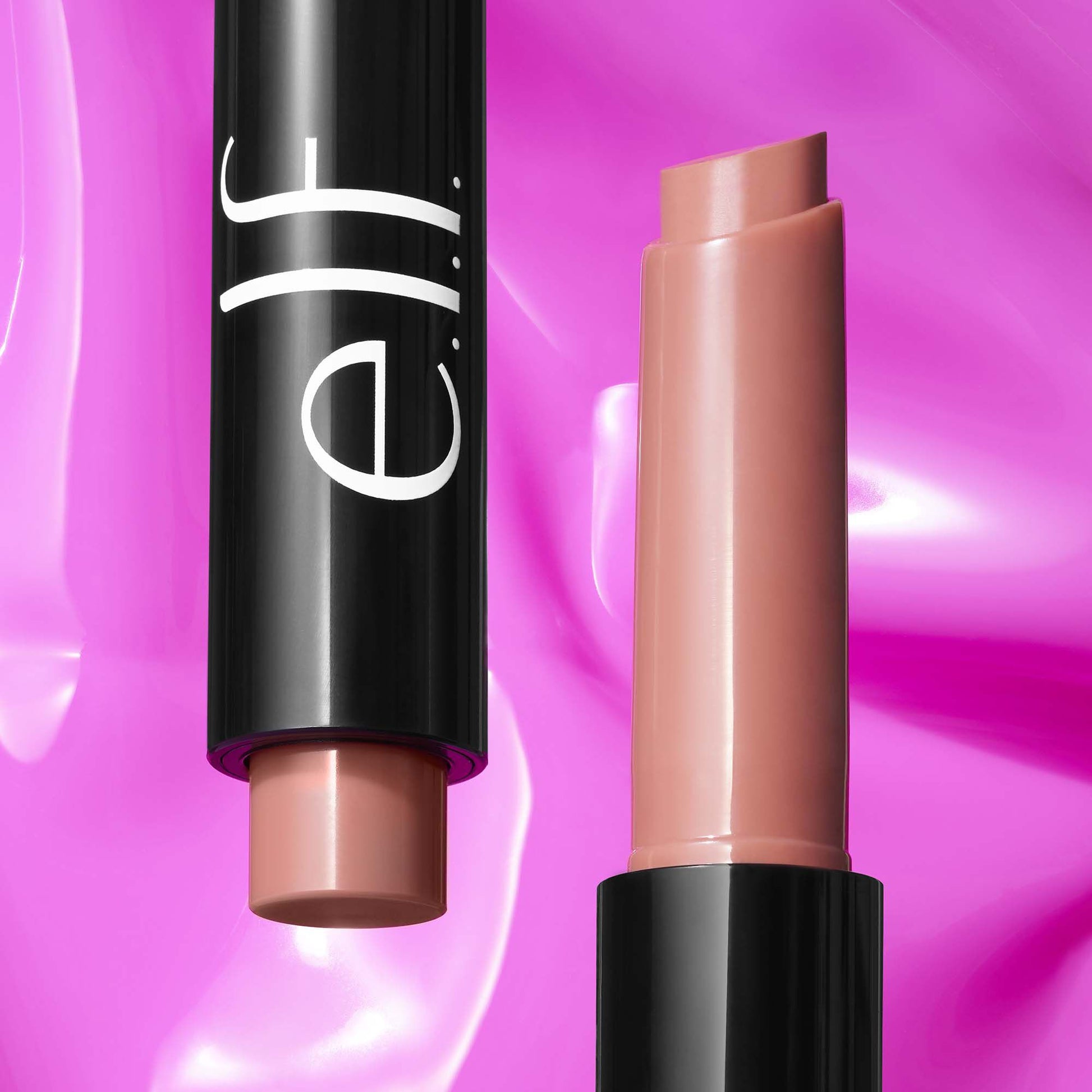 pout-clout-lip-plumping-pen-j7 082123_PC-LipPlump-ALT_Main-2_IGF.jpg