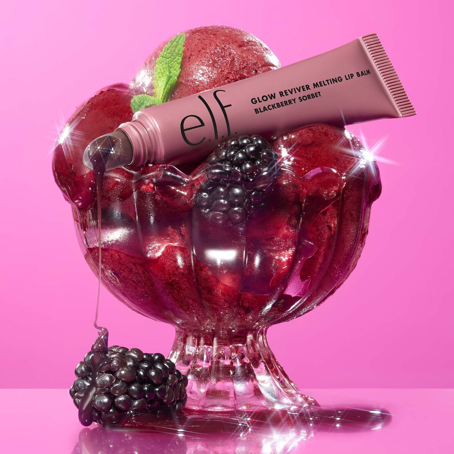 glow-reviver-melting-lip-balm-w8 101624_SL_GRLB_IGF_B_IGFlackB_IGFerry_097_OPITION_2_FOCUS_STACK_FINAL_RGB_IGF.jpg