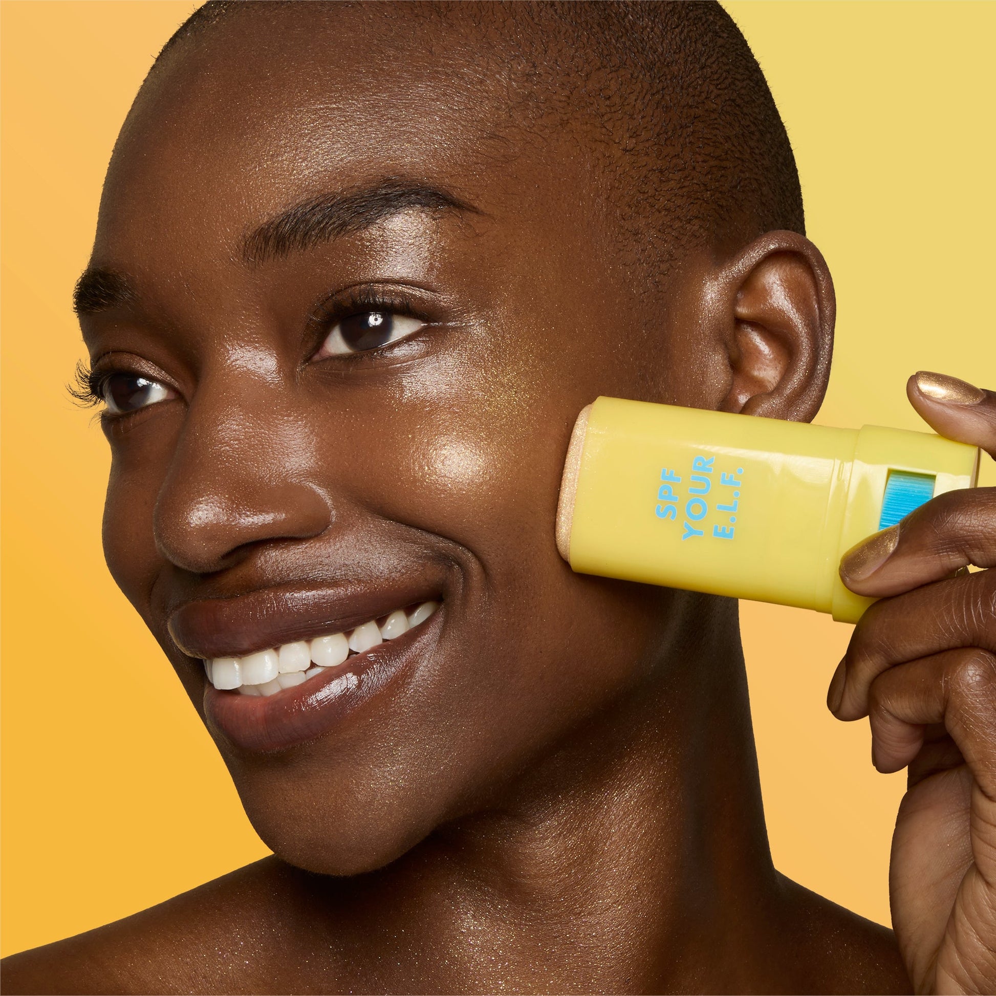 suntouchable-invisi-stick-spf-50-glitz-i0 57109_SUNTOUCHABLES_INVISI_STICK_IYANNA_0124_V4.jpg