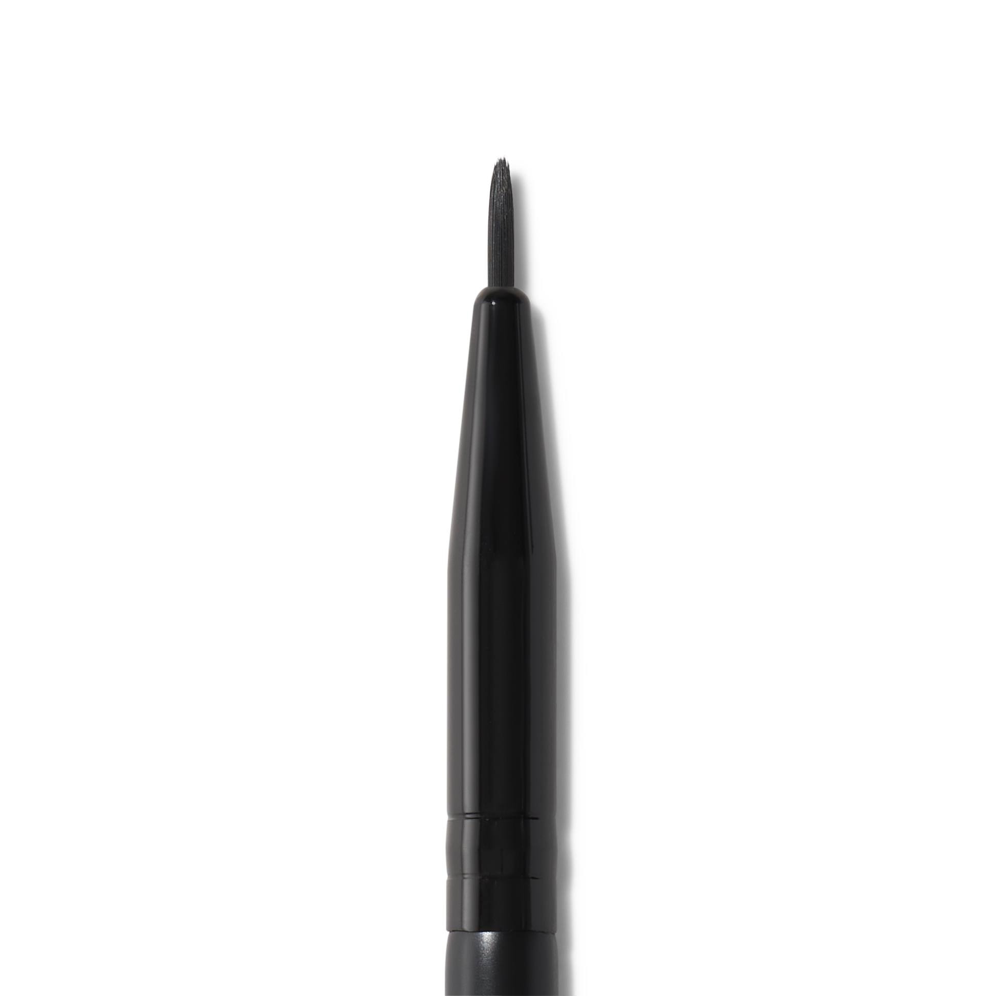 ultra-fine-eyeliner-brush-o7 81915_detail_R.png