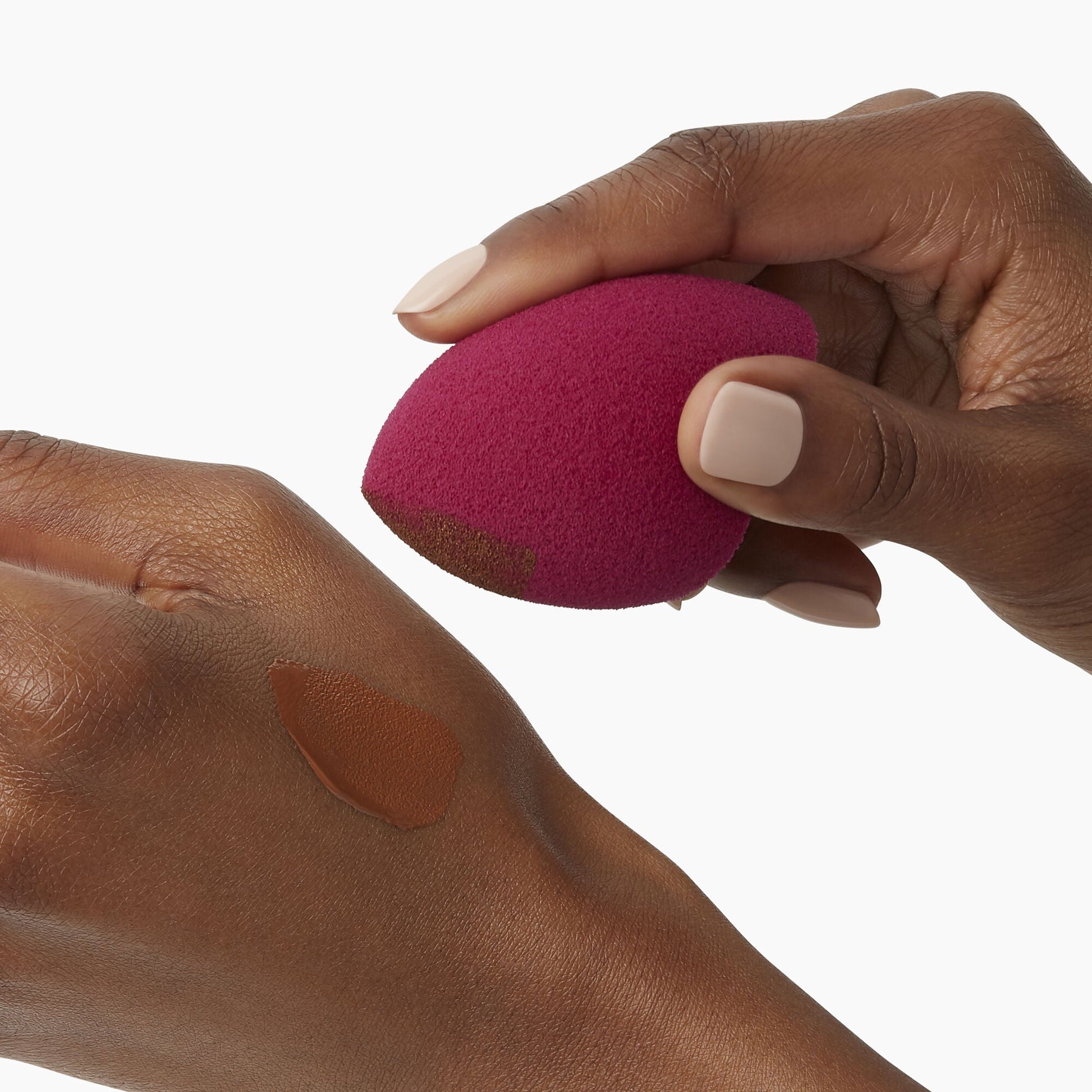 total-face-sponge-duo-m9 84061_TotalFaceSponge_047_V2.jpg