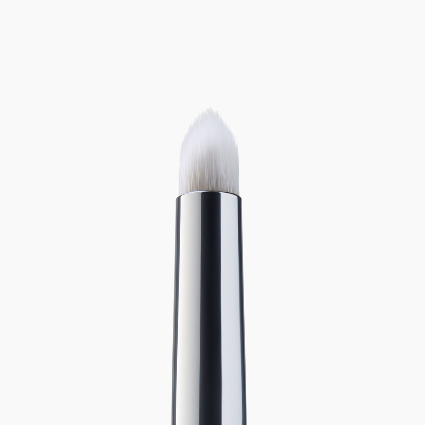 precision-smudge-brush-v9 85311_PrecisionSmudgeBrush_Macro_V2.jpg