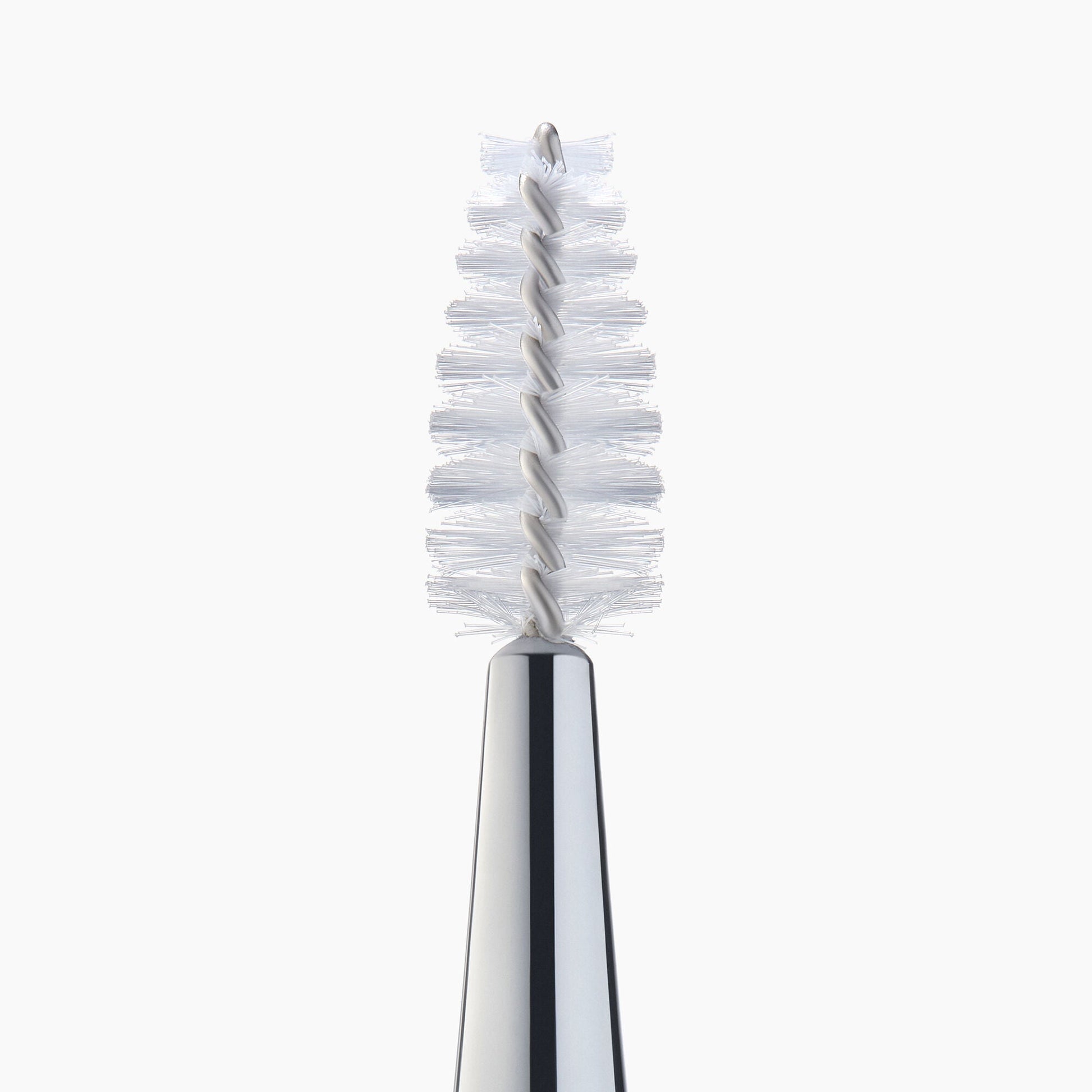 precision-dual-sided-eyebrow-brush-z6 85315_PrecisionDualSidedEyeshadowBrush_Macro_1_V2.jpg